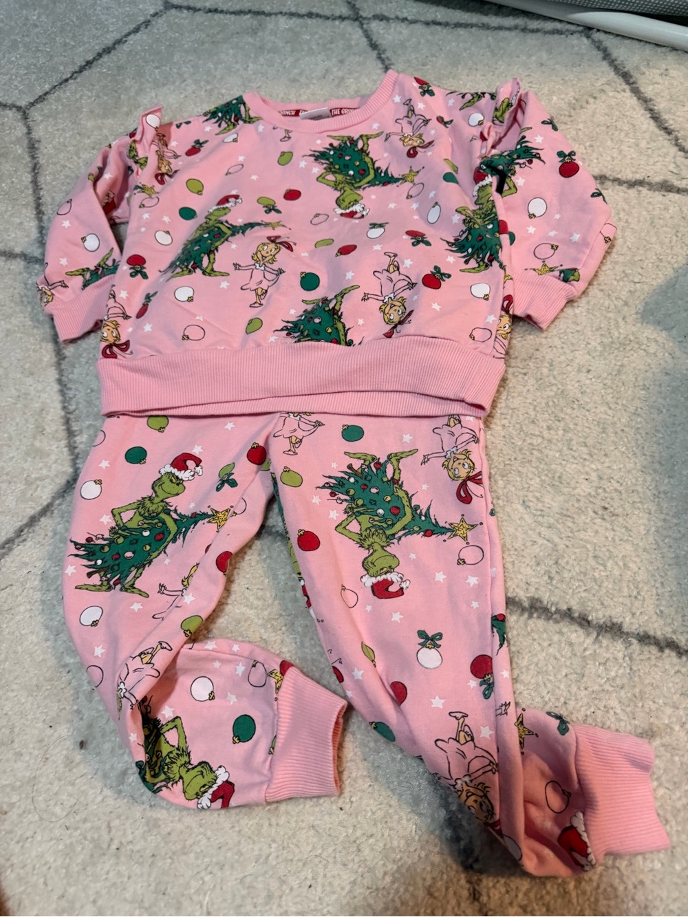 Kids Pink Grinch Holiday set- 4 years